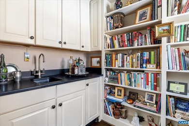 This remarkable 4 bedroom, 3.5 bathroom fieldstone residence was - photo 15