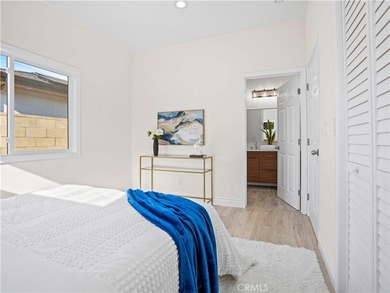 Welcome to your light-filled retreat in one of Long Beach's most - photo 18