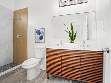 Welcome to your light-filled retreat in one of Long Beach's most - photo 20