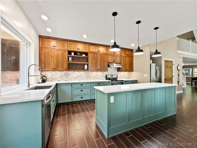 EXTREMELY MOTIVATED SELLER. Nearly flat lakefront yard, acreage - photo 21