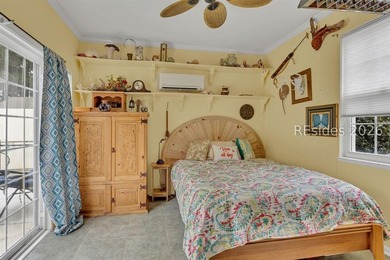 Very rare Cumberland Model with Casita (Guest Cottage). Perfect - photo 23
