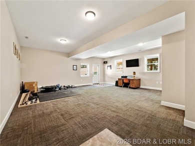 EXTREMELY MOTIVATED SELLER. Nearly flat lakefront yard, acreage - photo 23