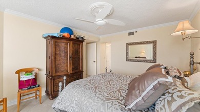 Sunny southeast ocean views from this furnished 2 bedroom/2 bath - photo 26