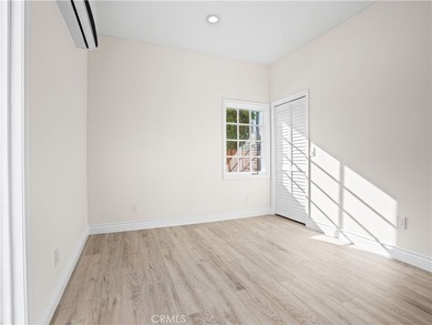 Welcome to your light-filled retreat in one of Long Beach's most - photo 30