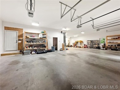 EXTREMELY MOTIVATED SELLER. Nearly flat lakefront yard, acreage - photo 33