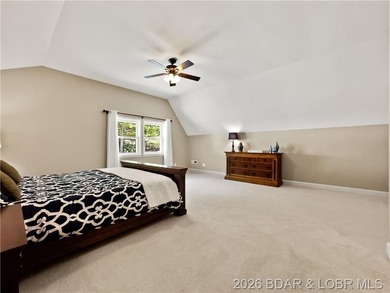 EXTREMELY MOTIVATED SELLER. Nearly flat lakefront yard, acreage - photo 45