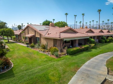Lake Condo Sale Pending in Palm Desert, California