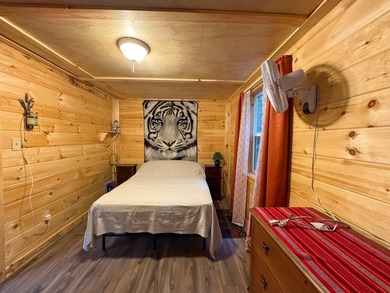 Looking for off-grid property in Maine with privacy, natural - photo 10