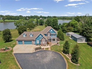 Resort lifestyle meets peaceful country living on private Bass - photo 3