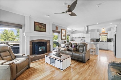 Resort lifestyle meets peaceful country living on private Bass - photo 8
