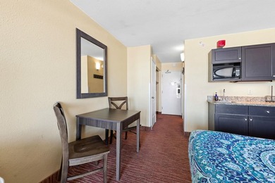 Welcome to Unit 1211 at Landmark Resort, a nicely appointed - photo 23