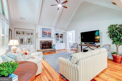 SELLER OFFERS $10,000. TOWARDS CLOSING COSTS. LOOKS LIKE A MODEL - photo 23