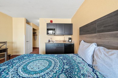 Welcome to Unit 1211 at Landmark Resort, a nicely appointed - photo 29