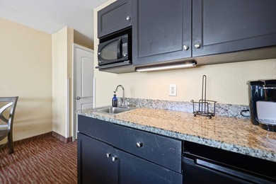 Welcome to Unit 1211 at Landmark Resort, a nicely appointed - photo 38