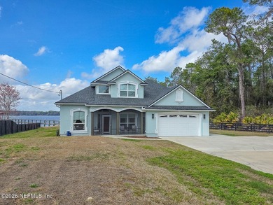 Welcome to The Lakehouse! Tucked away privately on the East side - photo 3