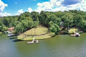 Very Rare Spectacular Lakefront Point Peninsula Lot - New Price - Lake Lot For Sale in Greensboro, Georgia