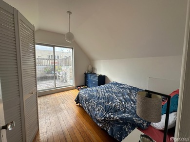 1821 Oak Street is a well-maintained five-unit apartment - photo 6
