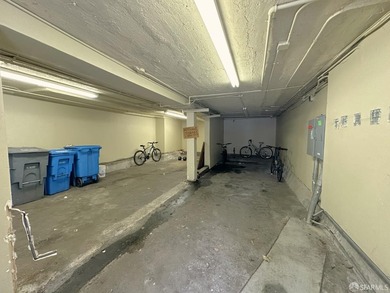1821 Oak Street is a well-maintained five-unit apartment - photo 10