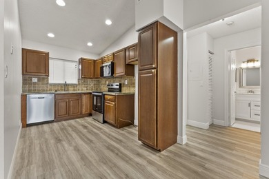 Discover the perfect blend of comfort, style, and location in - photo 3