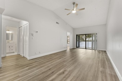 Discover the perfect blend of comfort, style, and location in - photo 6