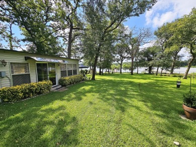 Vacation Rentals Allowed! Waterfront home & guest cottage! - photo 25