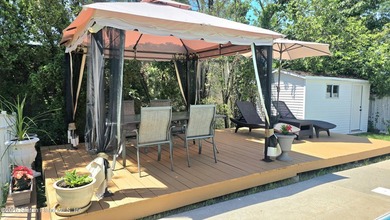 Truly a One-of-a-Kind Property! Absolutely Stunning Lakefront - photo 13