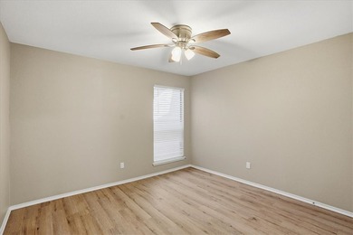 Welcome to this charming townhome located in the highly - photo 15