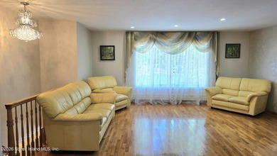 Truly a One-of-a-Kind Property! Absolutely Stunning Lakefront - photo 20