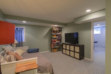 Beautiful home in excellent condition ready for new owners! - photo 23
