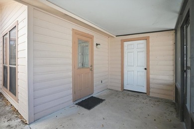 Welcome to this charming townhome located in the highly - photo 26