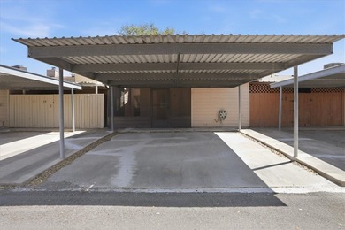Welcome to this charming townhome located in the highly - photo 29