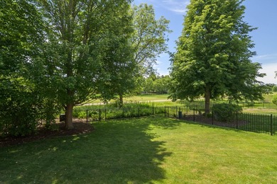 Beautiful home in excellent condition ready for new owners! - photo 30