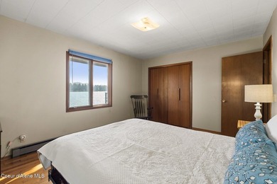 Riverfront Retreat just 6 miles from downtown Sandpoint! Enjoy - photo 34