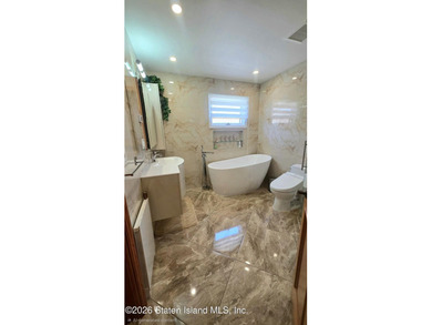 Truly a One-of-a-Kind Property! Absolutely Stunning Lakefront - photo 45