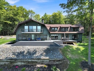 Lake Home For Sale in Hallstead, Pennsylvania