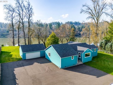 Willamette River - Clackamas County Home For Sale in Oregoncity Oregon