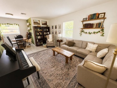 Just Reduced! NO HOA NEIGHBOORHOOD. Charming 3 bedroom, 1 bath - photo 2
