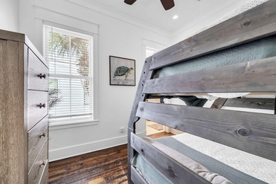 3586 Waverly offers a rare opportunity to own a highly versatile - photo 14