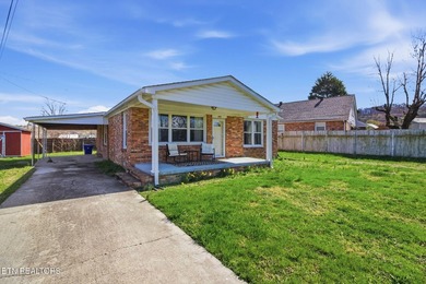 Melton Hill Lake Home Sale Pending in Clinton Tennessee