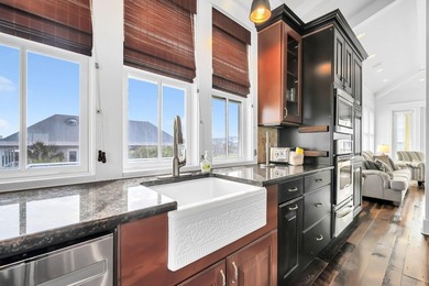 3586 Waverly offers a rare opportunity to own a highly versatile - photo 44