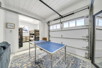3586 Waverly offers a rare opportunity to own a highly versatile - photo 57