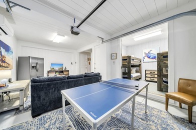 3586 Waverly offers a rare opportunity to own a highly versatile - photo 58