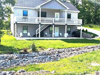 Lake Home For Sale in Gilbertsville, Kentucky