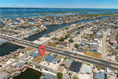 Explore the interior lot on Padre Island, offering a unique - photo 11