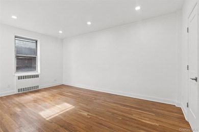 Welcome to The Greenbriar, one of Forest Hills' most - photo 11