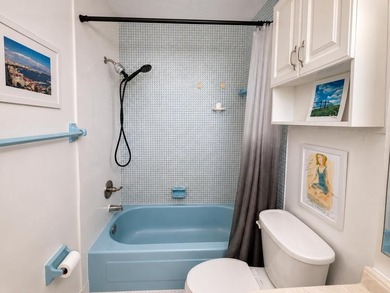 Welcome to this charming 1-bedroom, 1.5-bathroom corner - photo 14