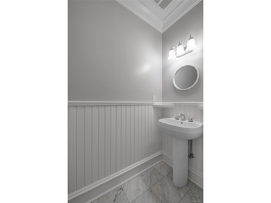 Experience effortless luxury and easy living in this - photo 8