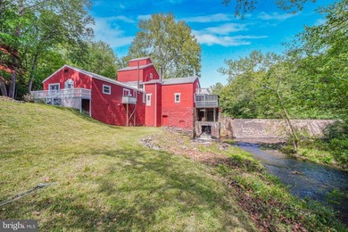 Have you dreamed of owning a home that's truly part of Virginia - photo 22