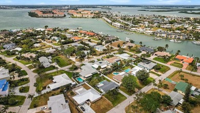 Unique beach home on Hutchinson Island, step inside and you will - photo 31