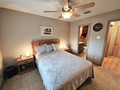 Vacation Rentals Allowed! Waterfront home & guest cottage! - photo 14